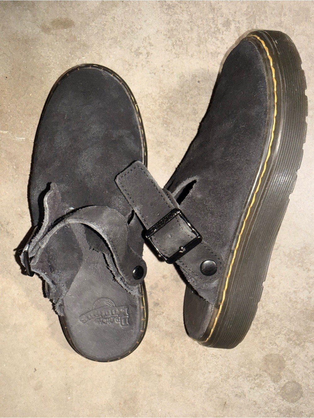 Dr. Martens Carlson Mule - Picture 2 of 4